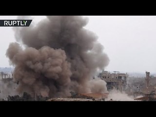 Descargar video: RAW: Syrian army fighting ISIS in Deir ez-Zor