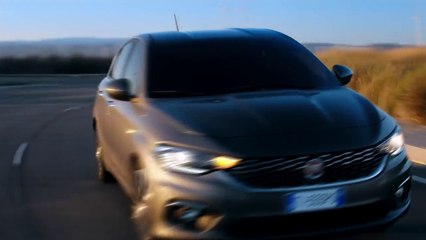 fiat tipo hatchback spot (2017)