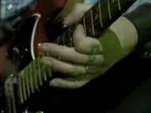 Queens of the stone age - I'm Designer live canal+ 2007 (5)