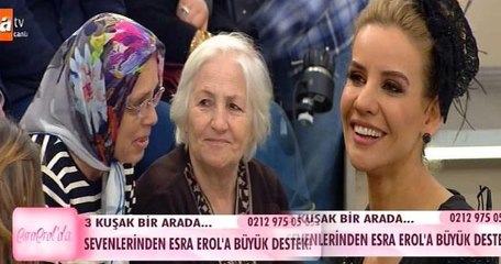 Canlı yayında Esra Erol'u duygulandıran mesaj ve ziyaretçiler!