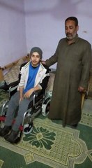 استجابة لليوم السابع.. فاعل خير يتبرع بكرسى كهربائى لشاب بالوادى الجديد