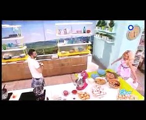 ΕΛΕΝΗ ΜΕΝΕΓΑΚΗ - Αποκάλυψη