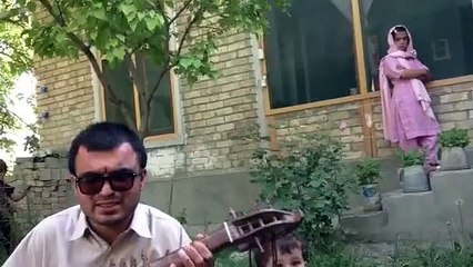 Shini Bahar Dimi Seya Belatey - Mushtaq Blind Singer from Hunza
