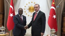 Cumhurbaşkanı Erdoğan Benin Dışişleri Bakanı Aurelien Agbenonci'yi Kabul Etti