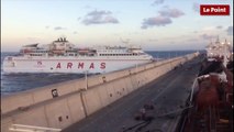 Un ferry espagnol percute une digue