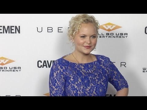 Amanda Jane Cooper ► Cavemen Los Angeles Premiere Red Carpet Arrivals