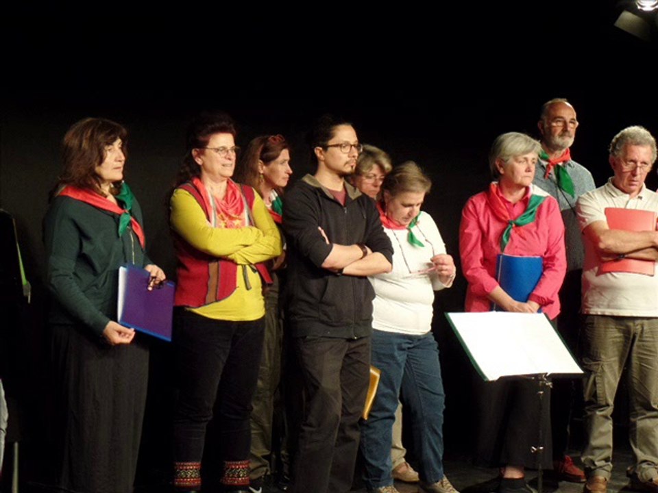 EL PUEBLO UNIDO JAMAS SERA’ VENCIDO! (CORO RESISTENTE, 23 APRILE 2017 A NIGUARDA)