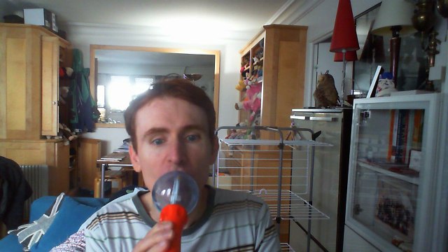 Wiwi égratigne astronaut de Sido & Andreas Bourani