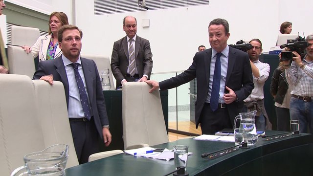 Partidos reaccionan a dimisión de Esperanza Aguirre