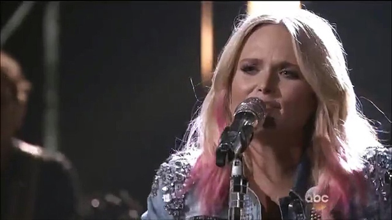 Miranda Lambert CMA Awards 2015 ‘Bathroom Sink’ Live Performance