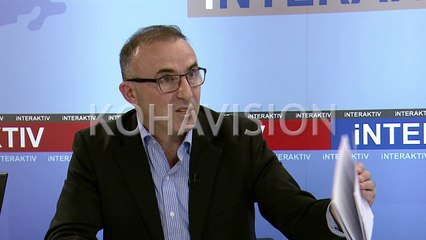 Télécharger la video: Haxha: Drejtori i PTK-së pagoi 400 mijë euro për kompaninë e miqve dhe humbi 30 milionë euro