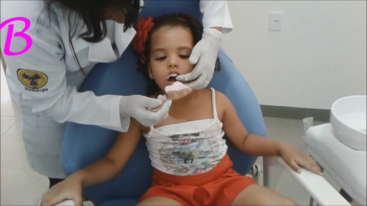 MINHA BEBÊ DE APARELHO