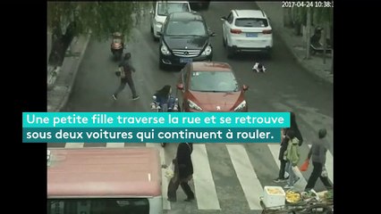 En Chine, une petite fille est retrouvée saine et sauve sous des voitures en pleine circulation