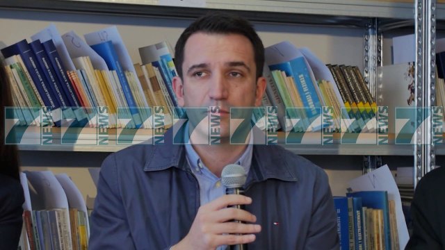 NJE BIBLIOTEKE PER MUSINE KOKALARIN NE TIRANE - News, Lajme - Kanali 9