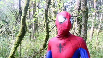 New Spiderman Bath Time - In Real Life _ Tropical Island Adventure _ Superhero Movie-PJ9