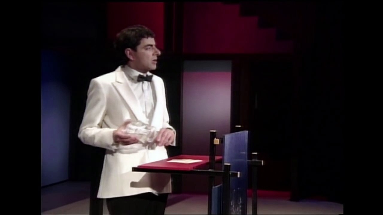 Rowan Atkinson Live - Award Ceremony Bad Loser