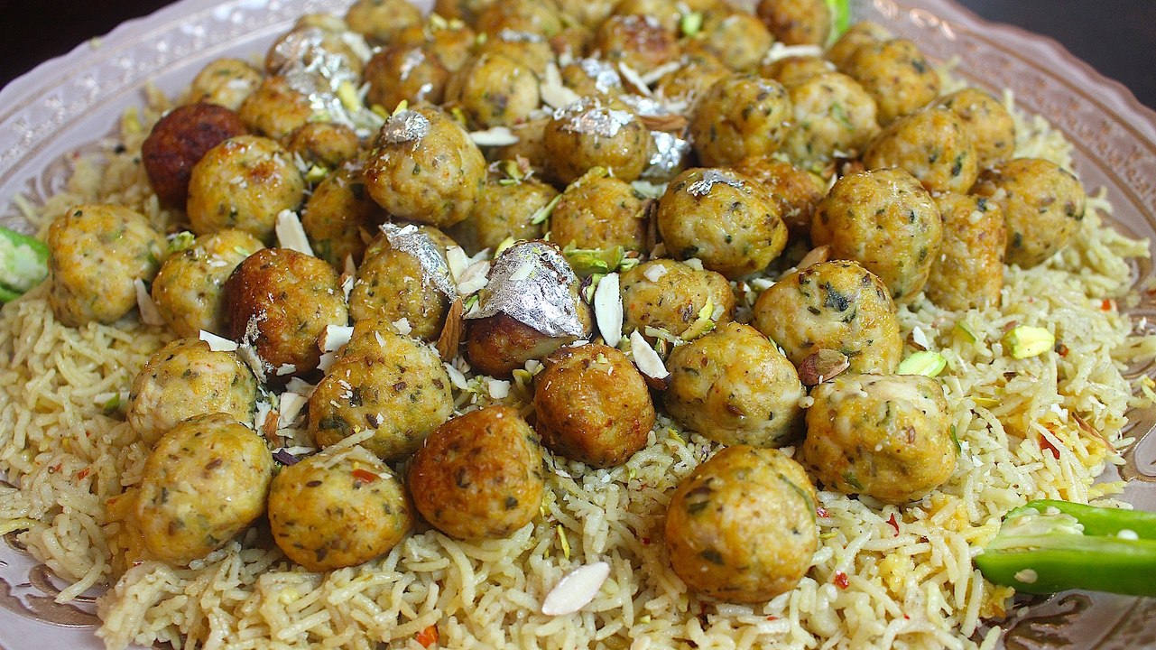 MOTI PILAU *COOK WITH FAIZA*