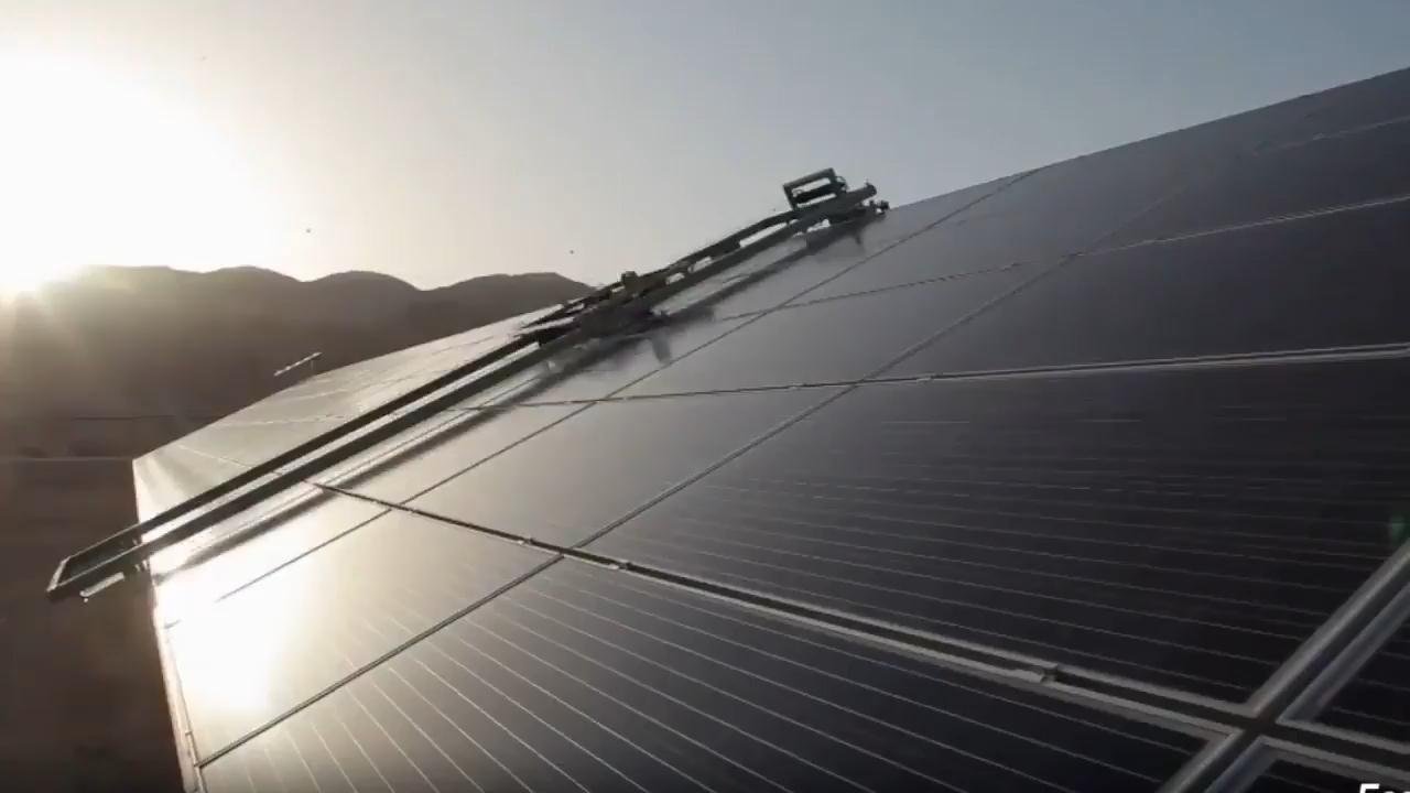 Solar Panels Cleaning