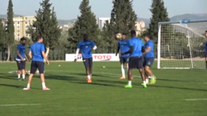 Okan Buruk: "İlk Hedefimiz Yerimizi Korumak"