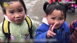 小女孩帶浪浪上學藏書包　怕老師丟哭喊求情：牠不會咬人 ｜三立新聞網SETN.com
