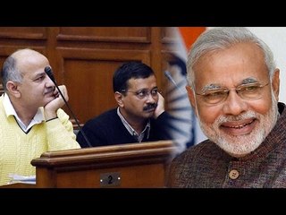 Kejriwal goes to watch Airlift, crowd screams Modi Modi