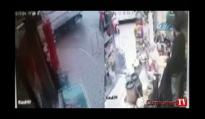Bursa'da korkunç cinayet anı kamerada