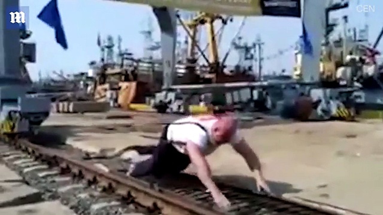 Strongman dedicates new record to Russian invasion of the Crimea