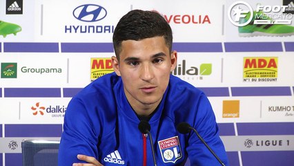 Télécharger la video: OL : Houssem Aouar fait les présentations