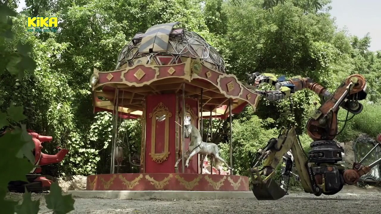Addison Holley Interview - Annedroids Season 4 | Amazon Prime