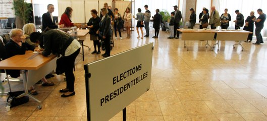 Présidentielle: Découvrez les nouvelles affiches des candidats au 2nd tour