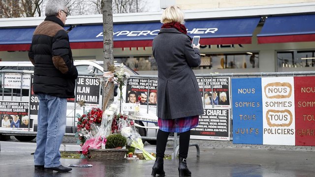 Париж: по делу о теракте в кошерном супермаркете задержаны 10 человек