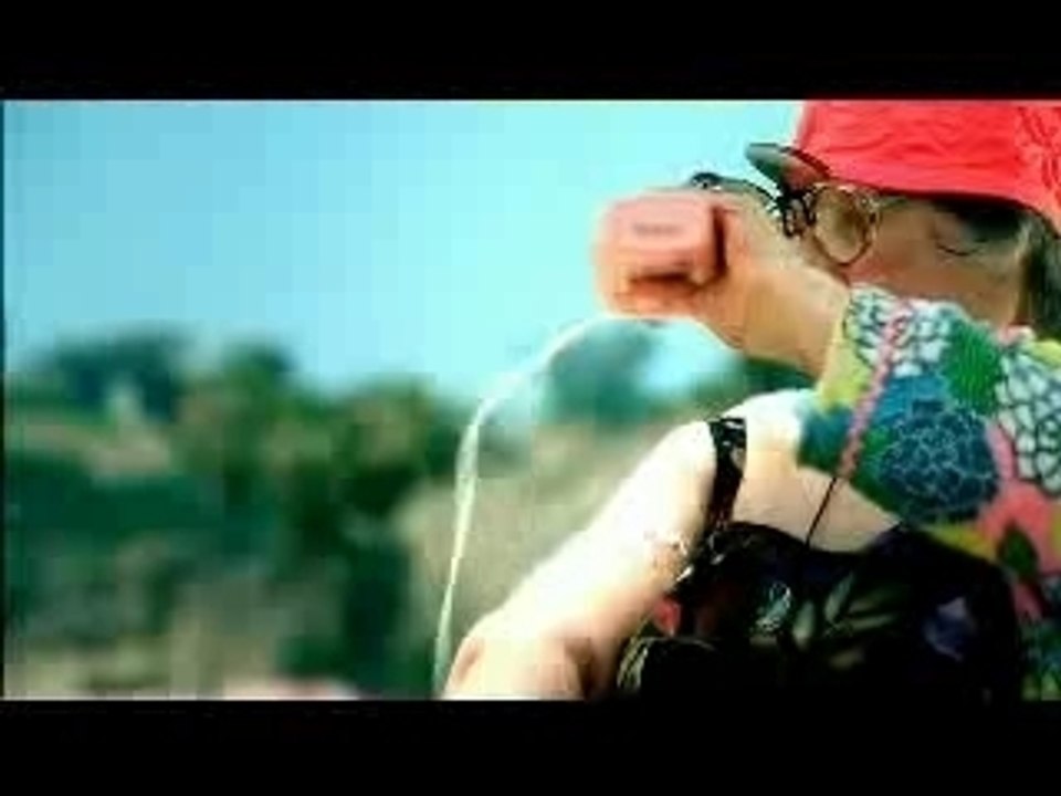 David Guetta - baby when the light clip