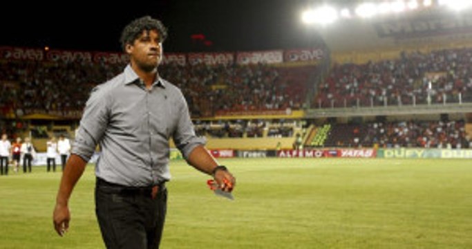 Eski Galatasaray Hocası Rijkaard: Gerçek Bir Teknik Adam Değilim