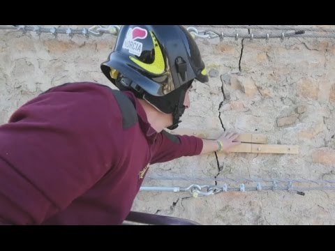 Cascia (PG) - Terremoto, controlli per chiesa di San Francesco (18.03.17)
