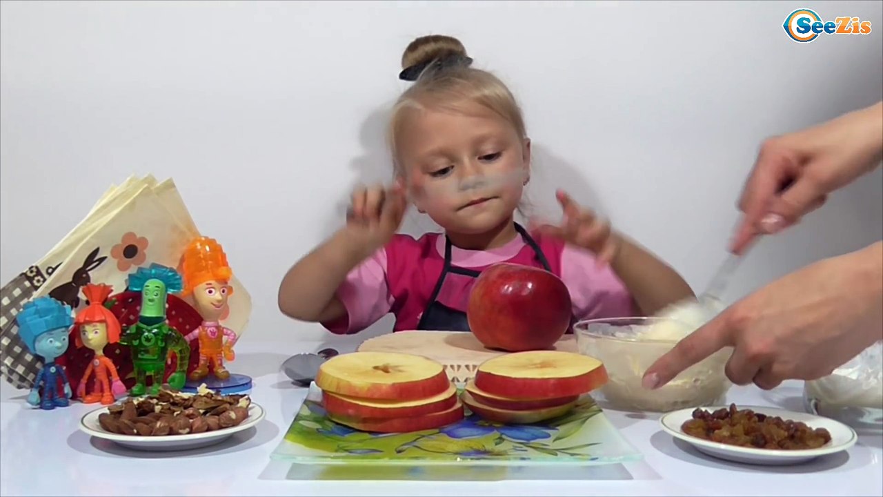 ✔ Фиксики. Яблочный десерт от Повара Ярославы. It`s an apple dessert recipe for the fixikis. Серия 6