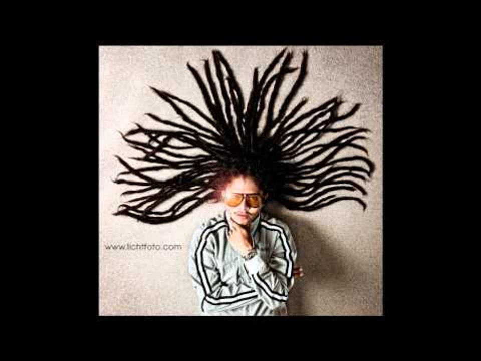 I-NESTA ( QUE ES LO QUE PASA )