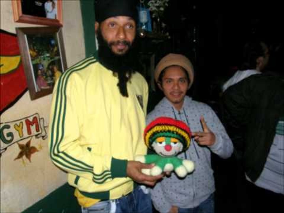 I-NESTA feat FIdel Nadal ( todo vuelve a su lugar )