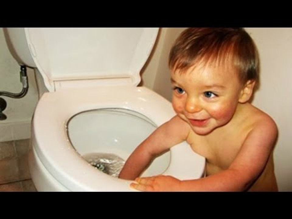 AFV FUNNY KIDS FAILS COMPILATION 2016 (DECEMBER)  by Life Awesome