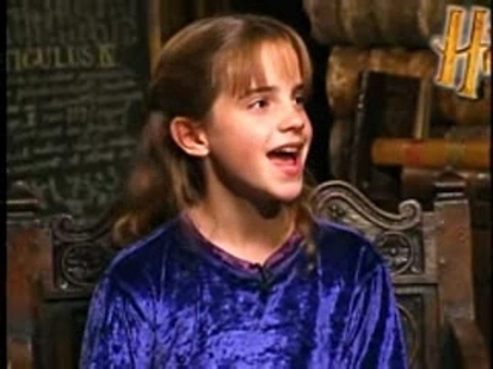 Emma - Interviews - Extra