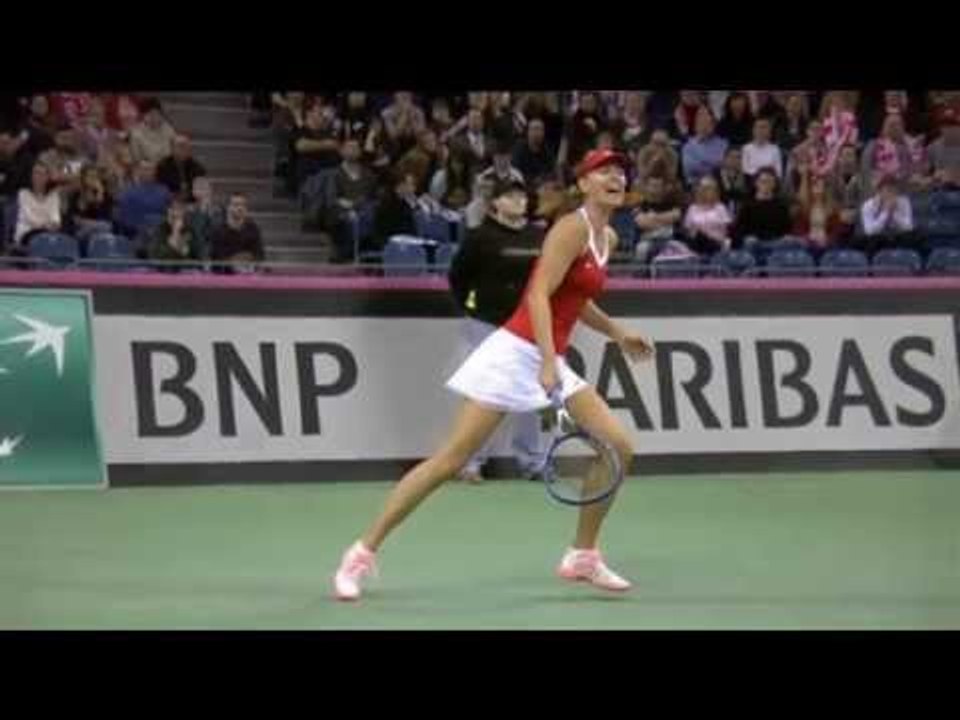 Highlights: Maria Sharapova (RUS) d. Agnieszka Radwanska (POL)
