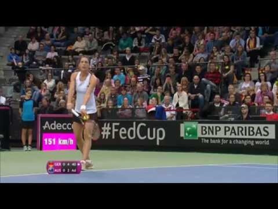 Highlights: Andrea Petkovic (GER) v Samantha Stosur (AUS)