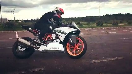 KTM RC390 STUNTS IN INDIA