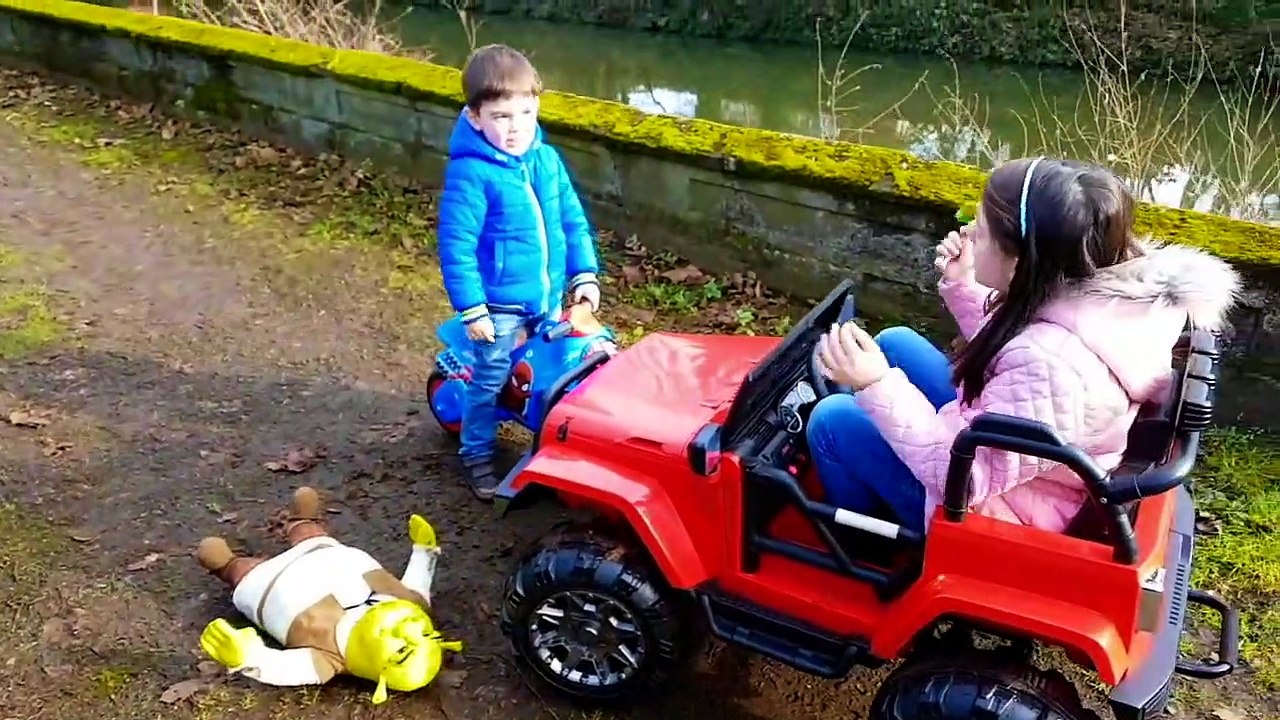 Shrek Car Ride On Power Wheels Jumping in