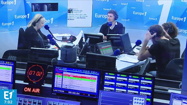 Après-débat : au QG de Marine Le Pen, des militants euphoriques