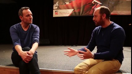 N'importe qui Bande-Annonce