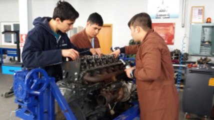 Mercedes'in Desteklediği Lise Ürettikleriyle Yılda 2 Milyon TL Kazandı