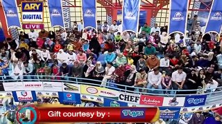 Anuska Sharma Ham Shakal IN JEETO Pakistan Show 2017