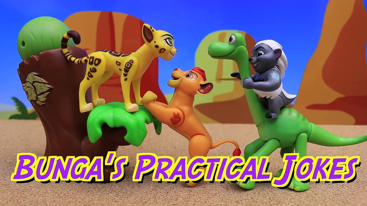 Lion Guard NEW Disney Junior Lion King Cartoon Show Toys Kion & Bunga Fight a SPIDER Story