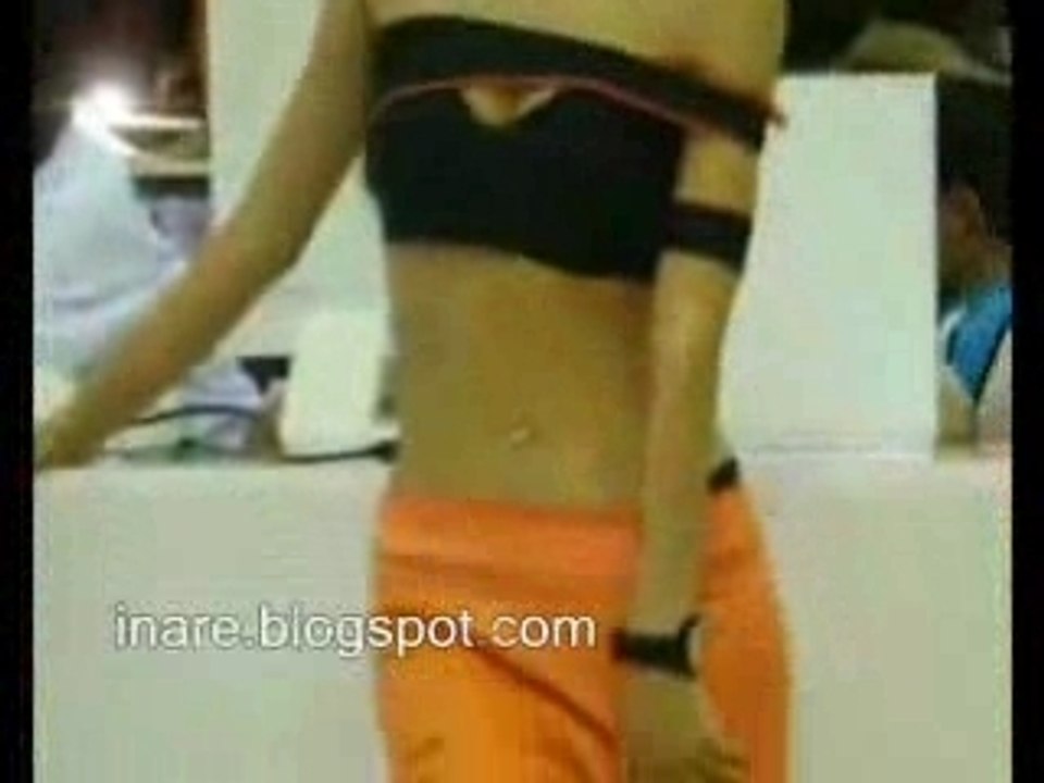 Asian Booth Babes SlideShow