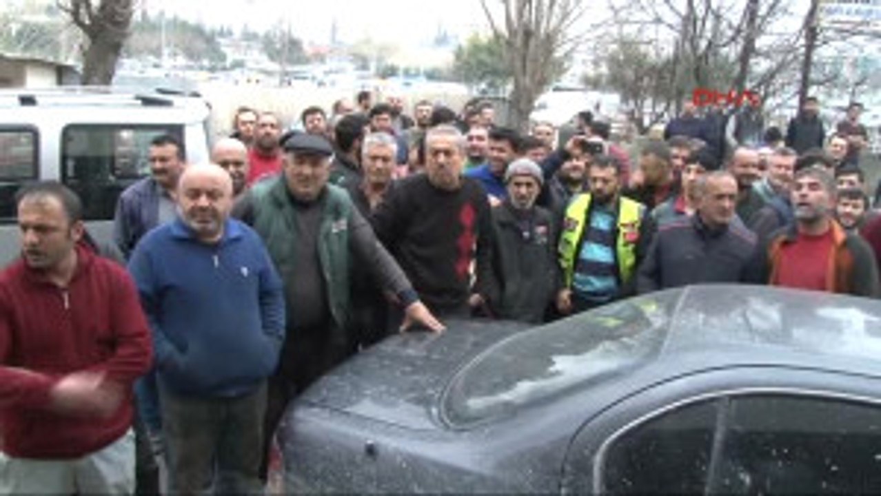 Kadıköy'de Oto Sanayi Sitesi Esnafının Yol Isyanı - Dailymotion Video